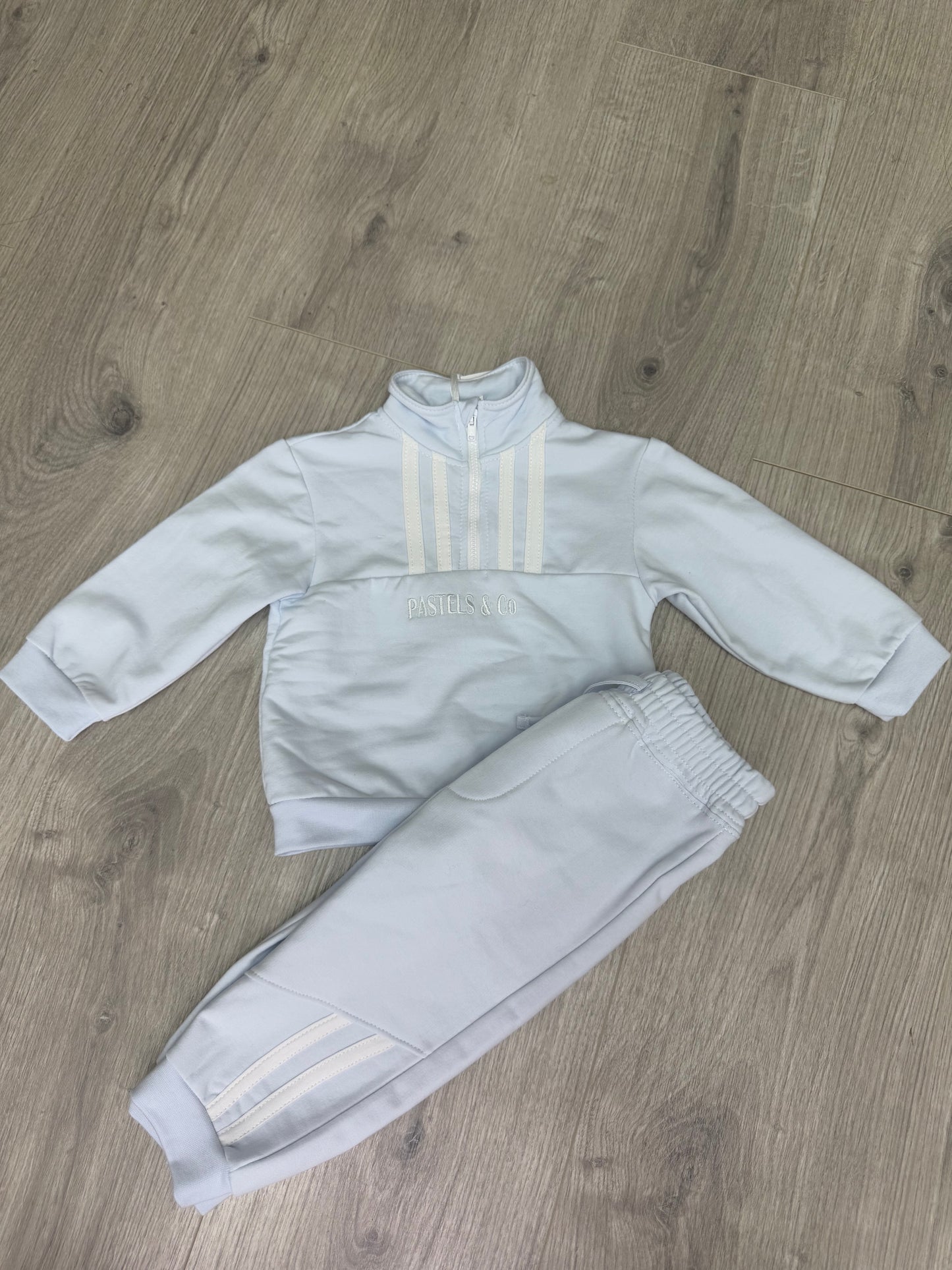 Pastels & co Bremner baby blue jog suit