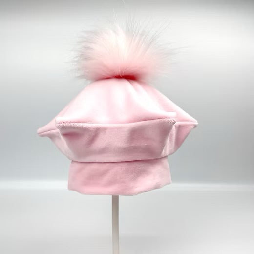 Kleo kids AW25 velour star hat with pom pom