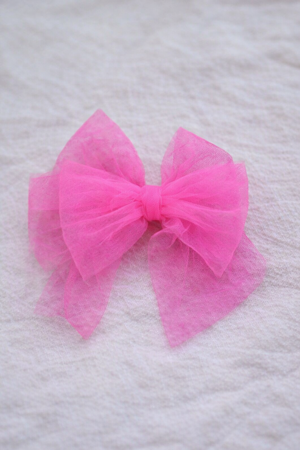 Babine neon pink tulle hairbow - PREORDER