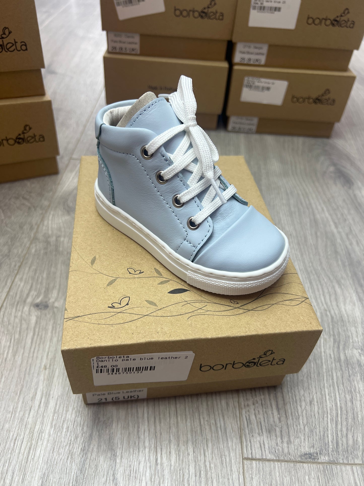 Borboleta pale blue Danilo shoe